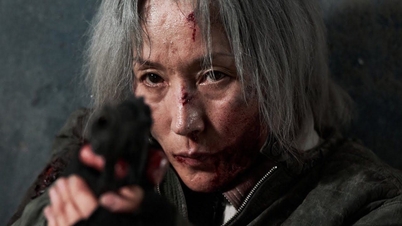 The Old Woman with the Knife