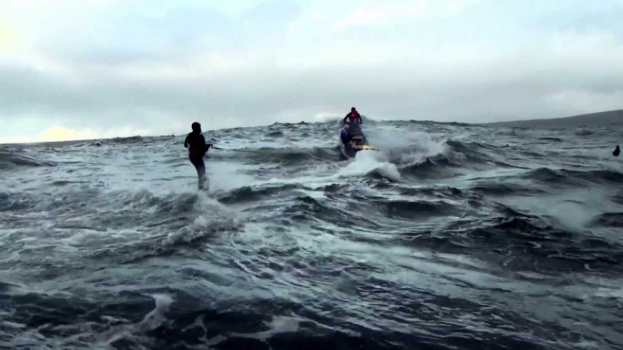 Storm Surfers